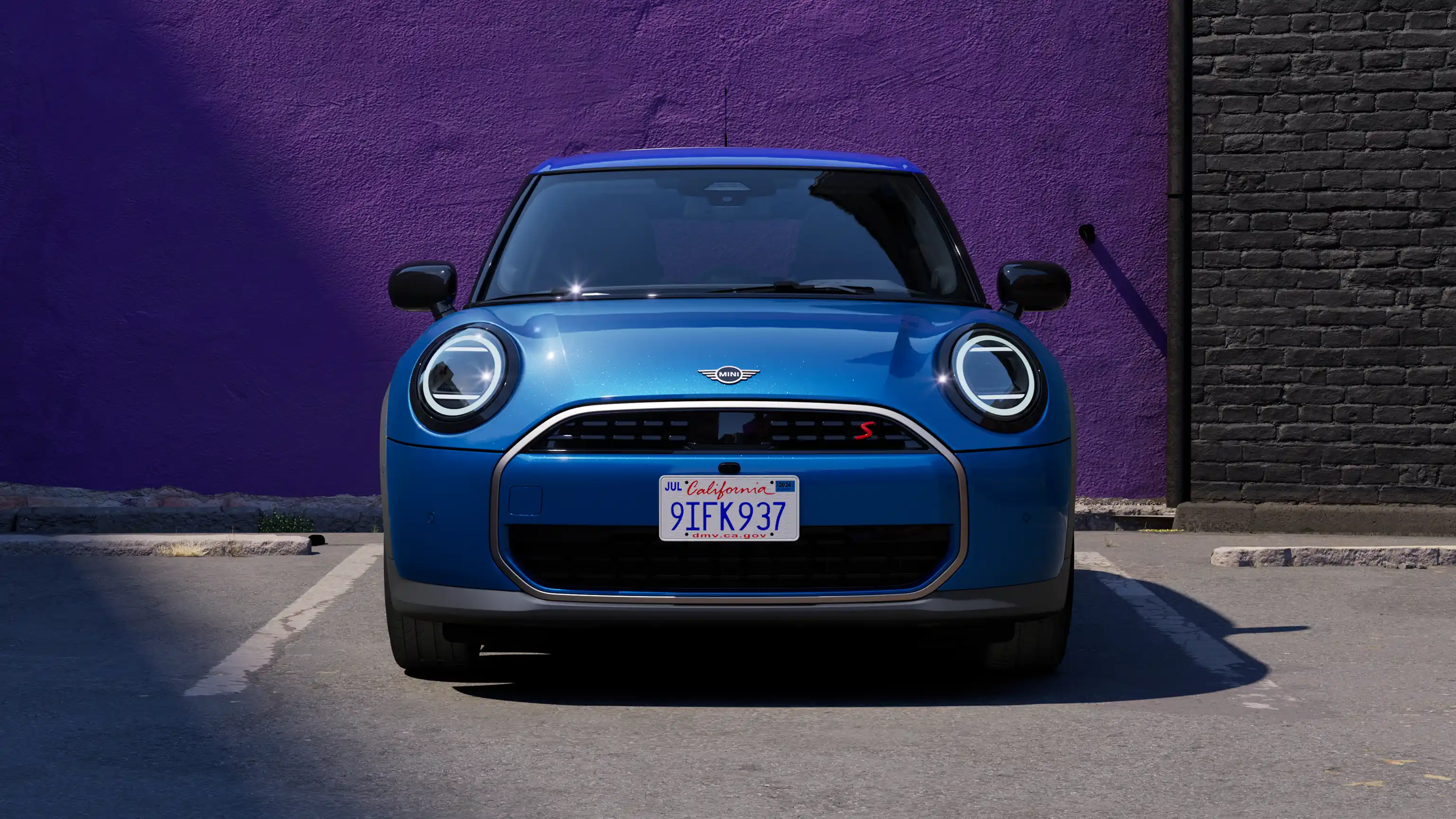 MINI Cooper 5-door - Iconic Design