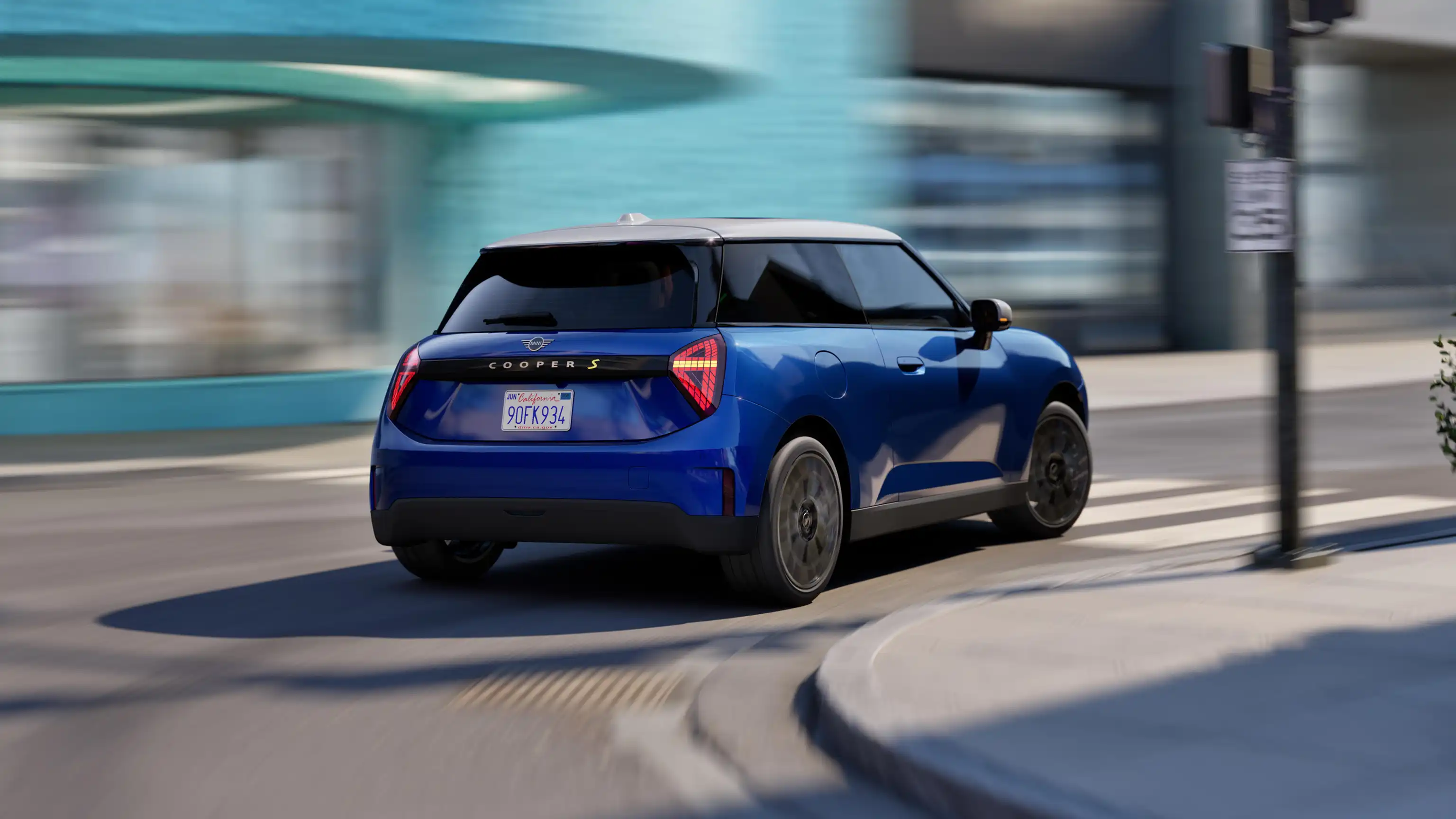 All-electric MINI Cooper - Driving Assistant