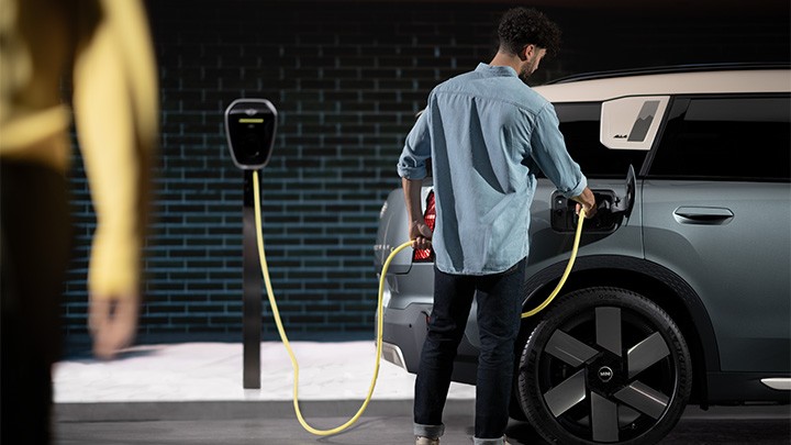 MINI Electromobility - smart charging