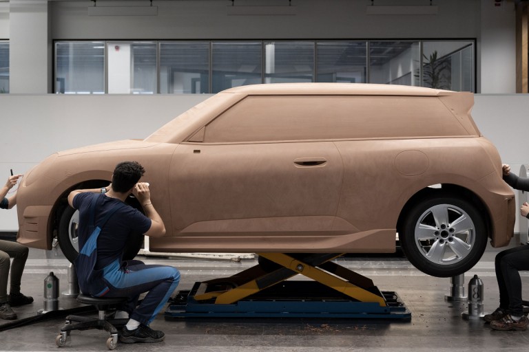 MINI Electromobility - design - improved performance - 01