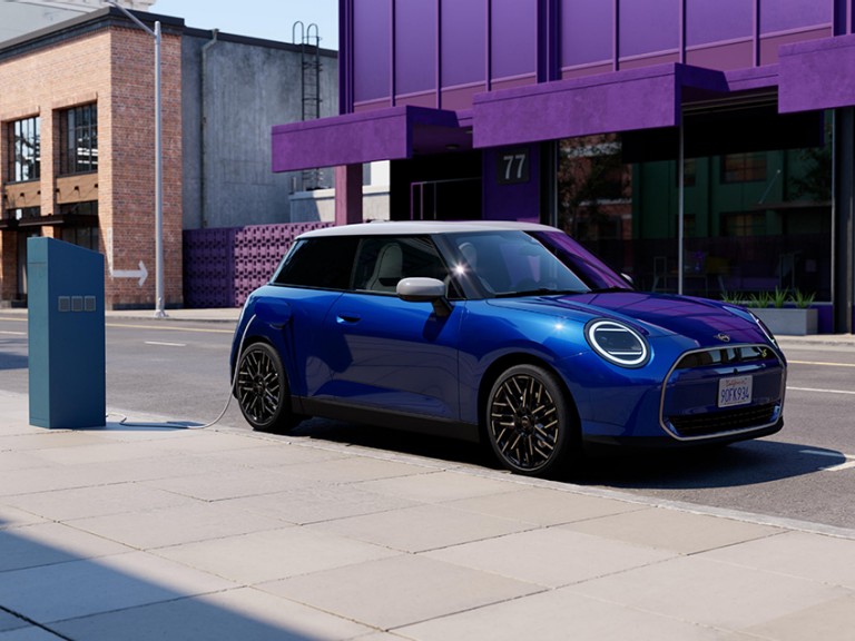 MINI Electromobility - technology - the new all-electric MINI Cooper 