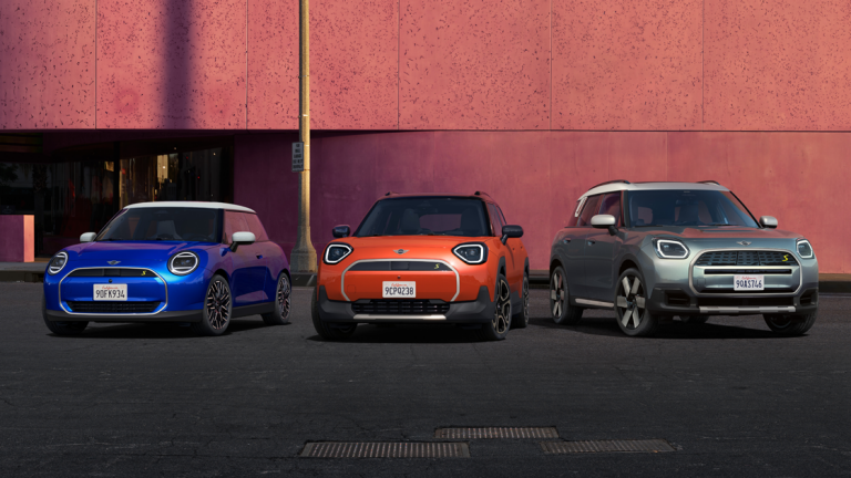 MINI Electromobility - electric family