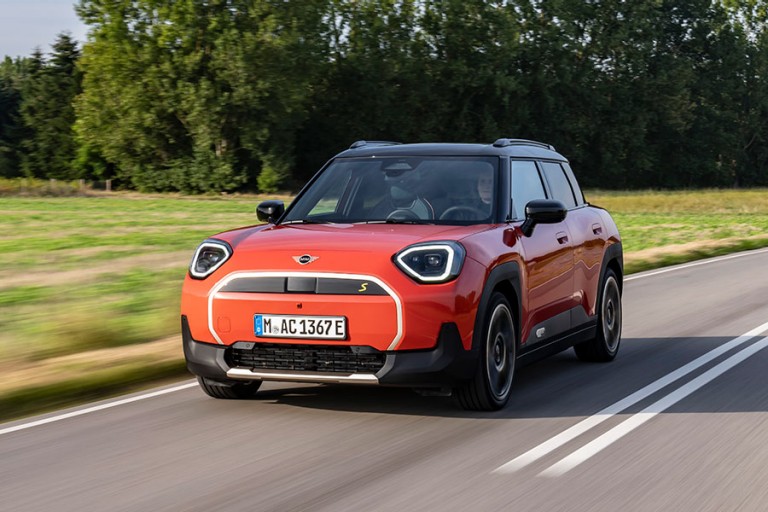 MINI Aceman Electric - electrify for your adventures