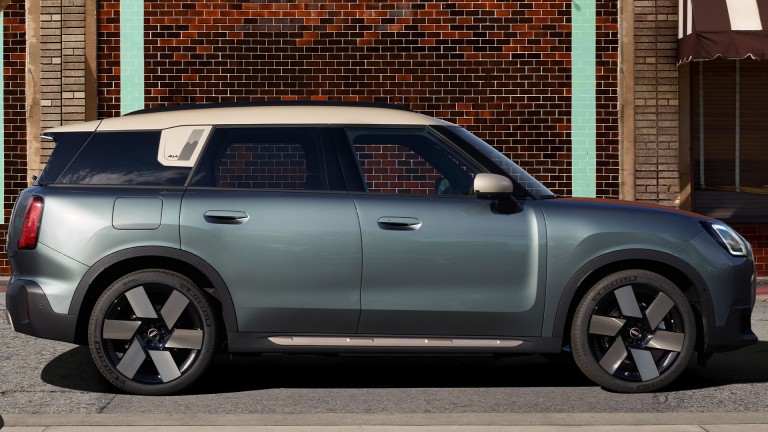 All-electric MINI Countryman - exterior - gallery - 01