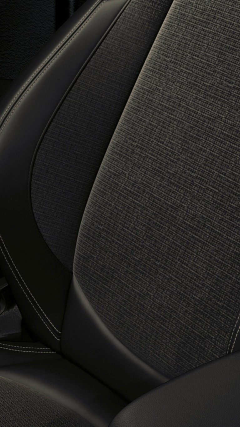 MINI Cooper 3-door Hatch – interior– Classic trim